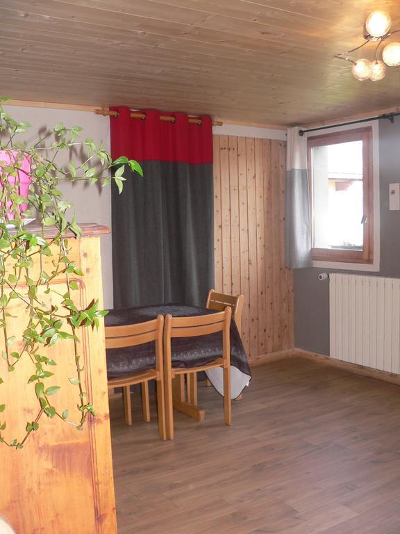 Chambres Et Gite "Pollen" Granier Bagian luar foto